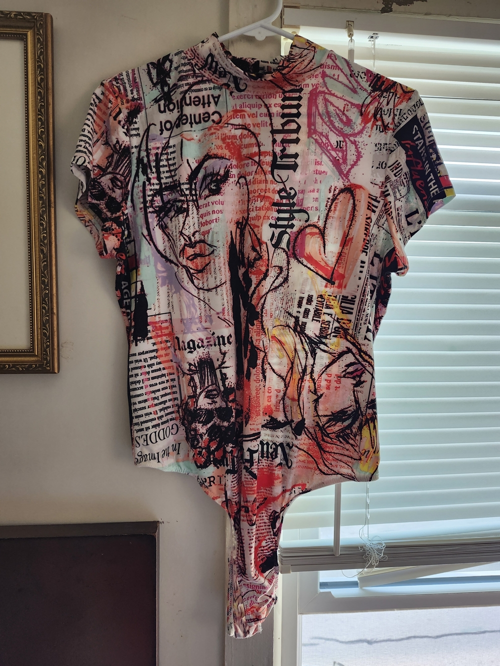 YMI Multicolor Graphic Short Sleeve Bodysuit - Picture 2 of 4